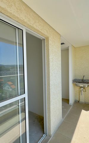 Apartamento à venda com 55m², 2 quartos e 1 vaga Apartamento à venda com 55m², 2 quartos e 1 vagaVaranda