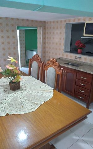 Casa à venda com 120m², 4 quartos e 1 vaga Casa à venda com 120m², 4 quartos e 1 vagaCozinha