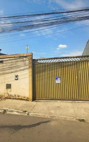 Casa à venda com 250m², 2 quartos e 3 vagas