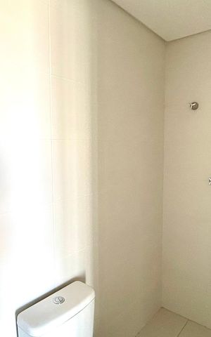 Apartamento à venda com 45m², 2 quartos e 1 vaga Apartamento à venda com 45m², 2 quartos e 1 vagaBanheiro