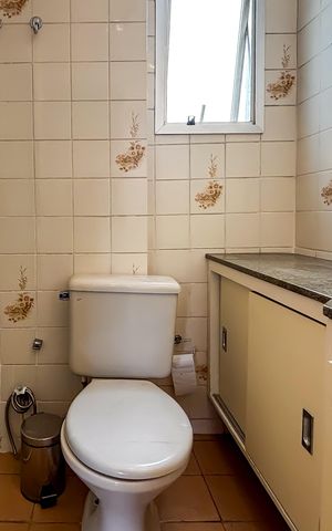 Apartamento à venda com 72m², 3 quartos e 1 vaga Apartamento à venda com 72m², 3 quartos e 1 vagaBanheiro Social