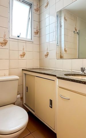Apartamento à venda com 72m², 3 quartos e 1 vaga Apartamento à venda com 72m², 3 quartos e 1 vagaBanheiro Social