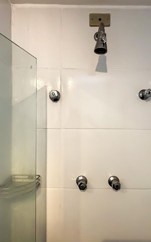 Apartamento à venda com 72m², 3 quartos e 1 vaga Apartamento à venda com 72m², 3 quartos e 1 vagaBanheiro Social