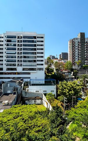 Apartamento à venda com 72m², 3 quartos e 1 vaga Apartamento à venda com 72m², 3 quartos e 1 vagaVista Varanda