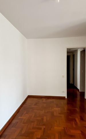 Apartamento à venda com 72m², 3 quartos e 1 vaga Apartamento à venda com 72m², 3 quartos e 1 vagaSala