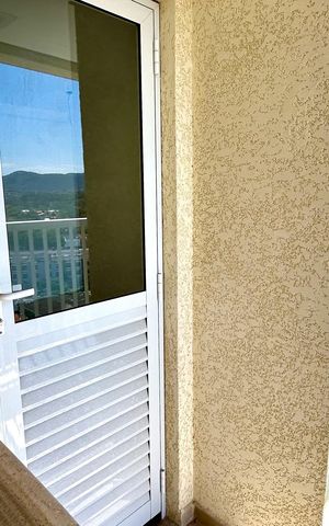 Apartamento à venda com 45m², 2 quartos e 1 vaga Apartamento à venda com 45m², 2 quartos e 1 vagaÁrea de Serviço