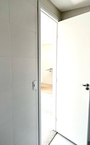 Apartamento à venda com 45m², 2 quartos e 1 vaga Apartamento à venda com 45m², 2 quartos e 1 vagaBanheiro