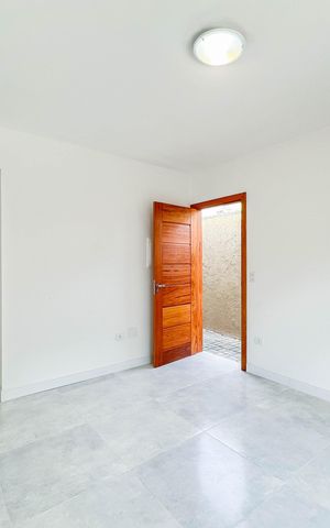 Casa para alugar com 100m², 4 quartos e 2 vagas Casa para alugar com 100m², 4 quartos e 2 vagasSala