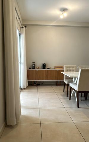 Apartamento à venda com 72m², 3 quartos e 2 vagas Apartamento à venda com 72m², 3 quartos e 2 vagasSala