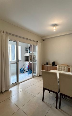 Apartamento à venda com 72m², 3 quartos e 2 vagas Apartamento à venda com 72m², 3 quartos e 2 vagasSala
