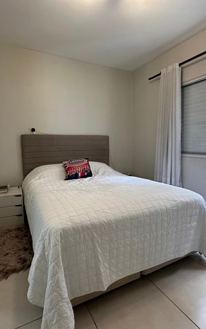Apartamento à venda com 72m², 3 quartos e 2 vagas Apartamento à venda com 72m², 3 quartos e 2 vagasSuíte