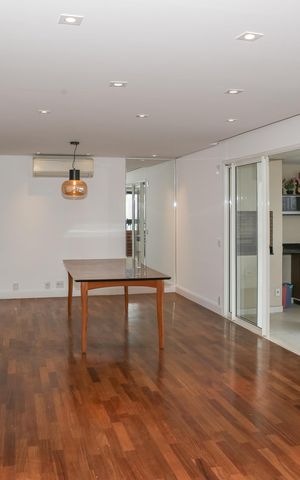 Apartamento para alugar com 170m², 3 quartos e 2 vagas Apartamento para alugar com 170m², 3 quartos e 2 vagasSala