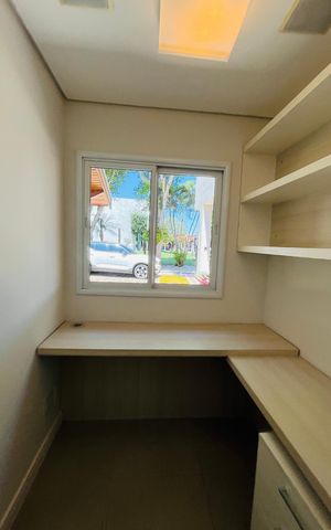 Casa de condomínio para alugar com 310m², 3 quartos e 5 vagas
