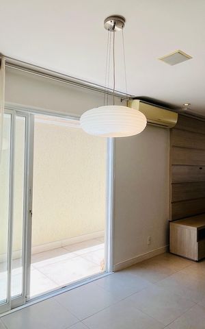 Casa de condomínio para alugar com 310m², 3 quartos e 5 vagas