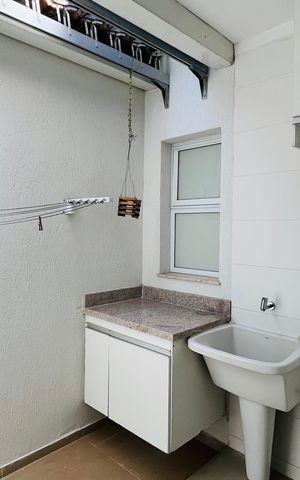 Casa de condomínio para alugar com 310m², 3 quartos e 5 vagas