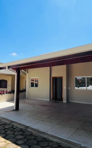 Casa de condomínio para alugar com 310m², 3 quartos e 5 vagas