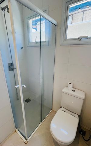 Casa de condomínio para alugar com 310m², 3 quartos e 5 vagas