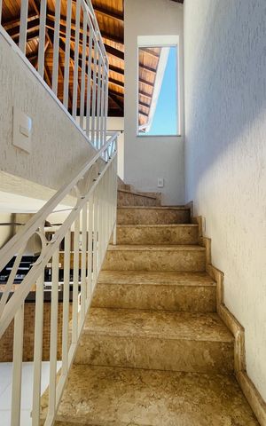 Casa de condomínio para alugar com 310m², 3 quartos e 5 vagas