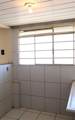 Apartamento para alugar com 90m², 2 quartos e sem vaga Apartamento para alugar com 90m², 2 quartos e sem vagaCozinha e Área de Serviço