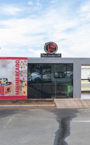 Apartamento à venda com 57m², 2 quartos e 1 vaga Apartamento à venda com 57m², 2 quartos e 1 vagaÁrea Comum - Conveniência 24H