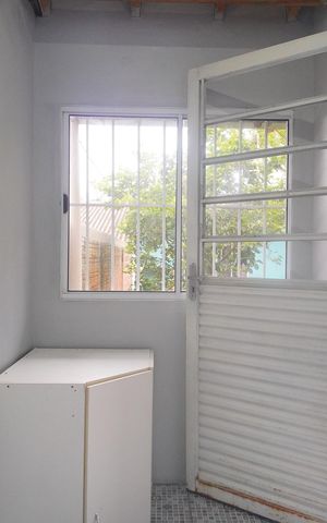 Casa para alugar com 50m², 2 quartos e 1 vagaÁrea de Serviço