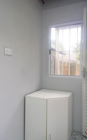 Casa para alugar com 50m², 2 quartos e 1 vagaÁrea de Serviço