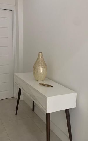 Apartamento à venda com 93m², 3 quartos e 1 vaga Apartamento à venda com 93m², 3 quartos e 1 vagaEntrada