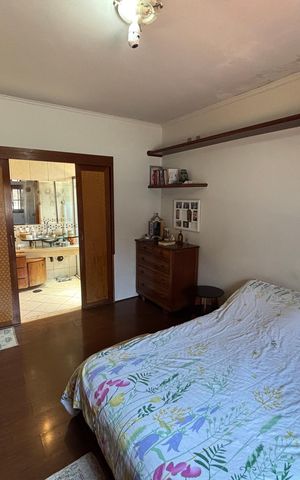 Casa à venda com 457m², 3 quartos e 4 vagas Casa à venda com 457m², 3 quartos e 4 vagasSuite