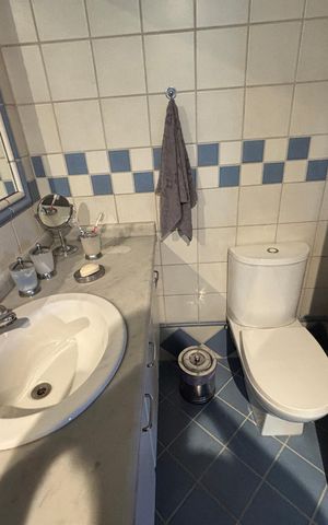 Casa à venda com 457m², 3 quartos e 4 vagas Casa à venda com 457m², 3 quartos e 4 vagasBanheiro