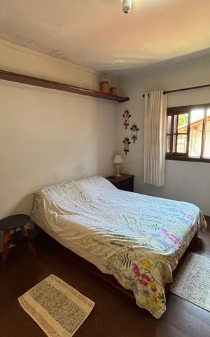 Casa à venda com 457m², 3 quartos e 4 vagas Casa à venda com 457m², 3 quartos e 4 vagasSuite