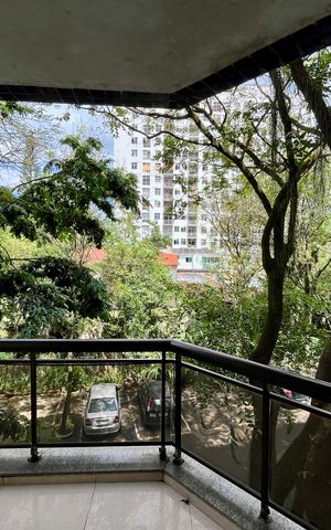 Apartamento à venda com 79m², 2 quartos e 2 vagas Apartamento à venda com 79m², 2 quartos e 2 vagasVaranda