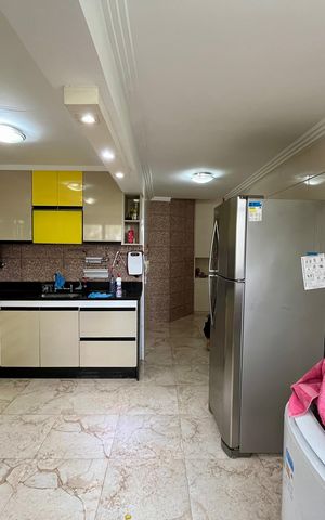 Apartamento à venda com 79m², 2 quartos e 2 vagas Apartamento à venda com 79m², 2 quartos e 2 vagasCozinha