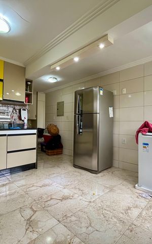 Apartamento à venda com 79m², 2 quartos e 2 vagas Apartamento à venda com 79m², 2 quartos e 2 vagasCozinha
