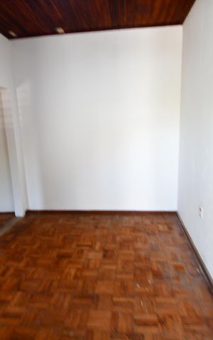 Casa para alugar com 400m², 2 quartos e 3 vagasSala