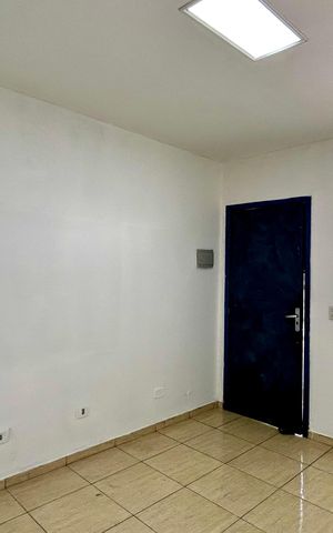 Casa para alugar com 150m², 3 quartos e 1 vaga Casa para alugar com 150m², 3 quartos e 1 vagaSala