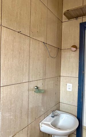 Casa para alugar com 150m², 3 quartos e 1 vaga Casa para alugar com 150m², 3 quartos e 1 vagaBanheiro