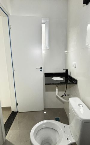Apartamento à venda com 63m², 2 quartos e 1 vaga Apartamento à venda com 63m², 2 quartos e 1 vagaBanheiro da Suíte