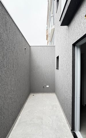 Apartamento à venda com 63m², 2 quartos e 1 vaga Apartamento à venda com 63m², 2 quartos e 1 vagaVaranda da Suíte