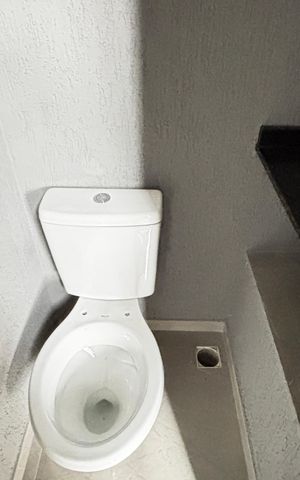 Apartamento à venda com 100m², 2 quartos e 1 vaga Apartamento à venda com 100m², 2 quartos e 1 vagaCobertura - Banheiro