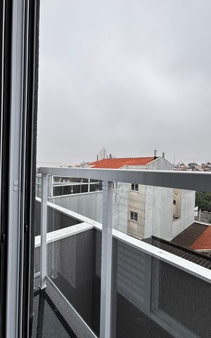 Apartamento à venda com 100m², 2 quartos e 1 vaga Apartamento à venda com 100m², 2 quartos e 1 vagaSuite Varanda