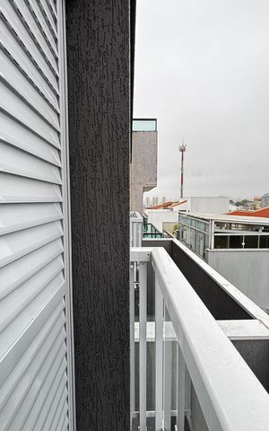 Apartamento à venda com 100m², 2 quartos e 1 vaga Apartamento à venda com 100m², 2 quartos e 1 vagaSuite Varanda
