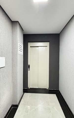 Apartamento à venda com 100m², 2 quartos e 1 vaga Apartamento à venda com 100m², 2 quartos e 1 vagaElevador