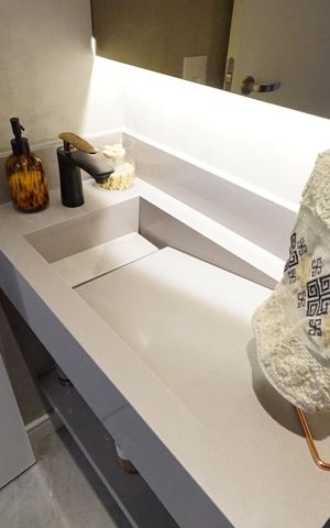 Apartamento à venda com 85m², 2 quartos e 2 vagasLavabo