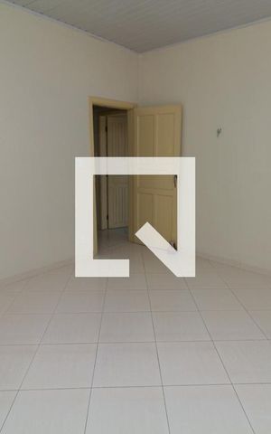 Casa à venda com 150m², 5 quartos e 2 vagas Casa à venda com 150m², 5 quartos e 2 vagasQuarto 1