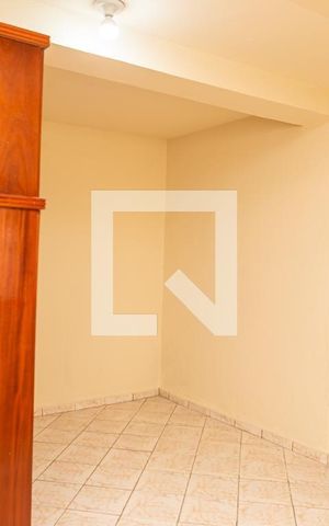 Casa à venda com 150m², 5 quartos e 2 vagas Casa à venda com 150m², 5 quartos e 2 vagasQuarto 5