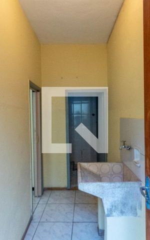 Casa à venda com 100m², 2 quartos e 1 vaga Casa à venda com 100m², 2 quartos e 1 vagaÁrea de serviço