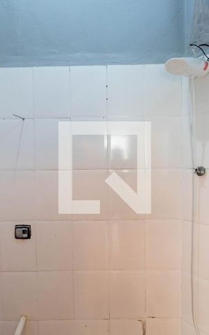 Casa à venda com 100m², 2 quartos e 1 vaga Casa à venda com 100m², 2 quartos e 1 vagaBanheiro 2