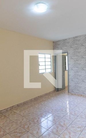 Casa à venda com 100m², 2 quartos e 1 vaga