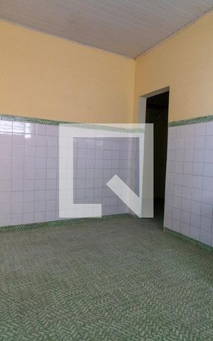Casa à venda com 100m², 2 quartos e 1 vaga Casa à venda com 100m², 2 quartos e 1 vagaCozinha