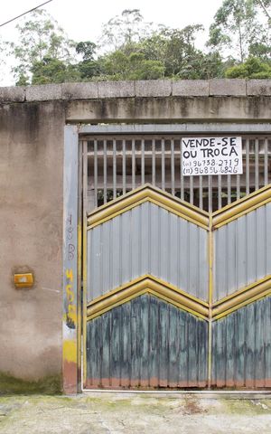 Casa à venda com 50m², 2 quartos e 3 vagasGaragem